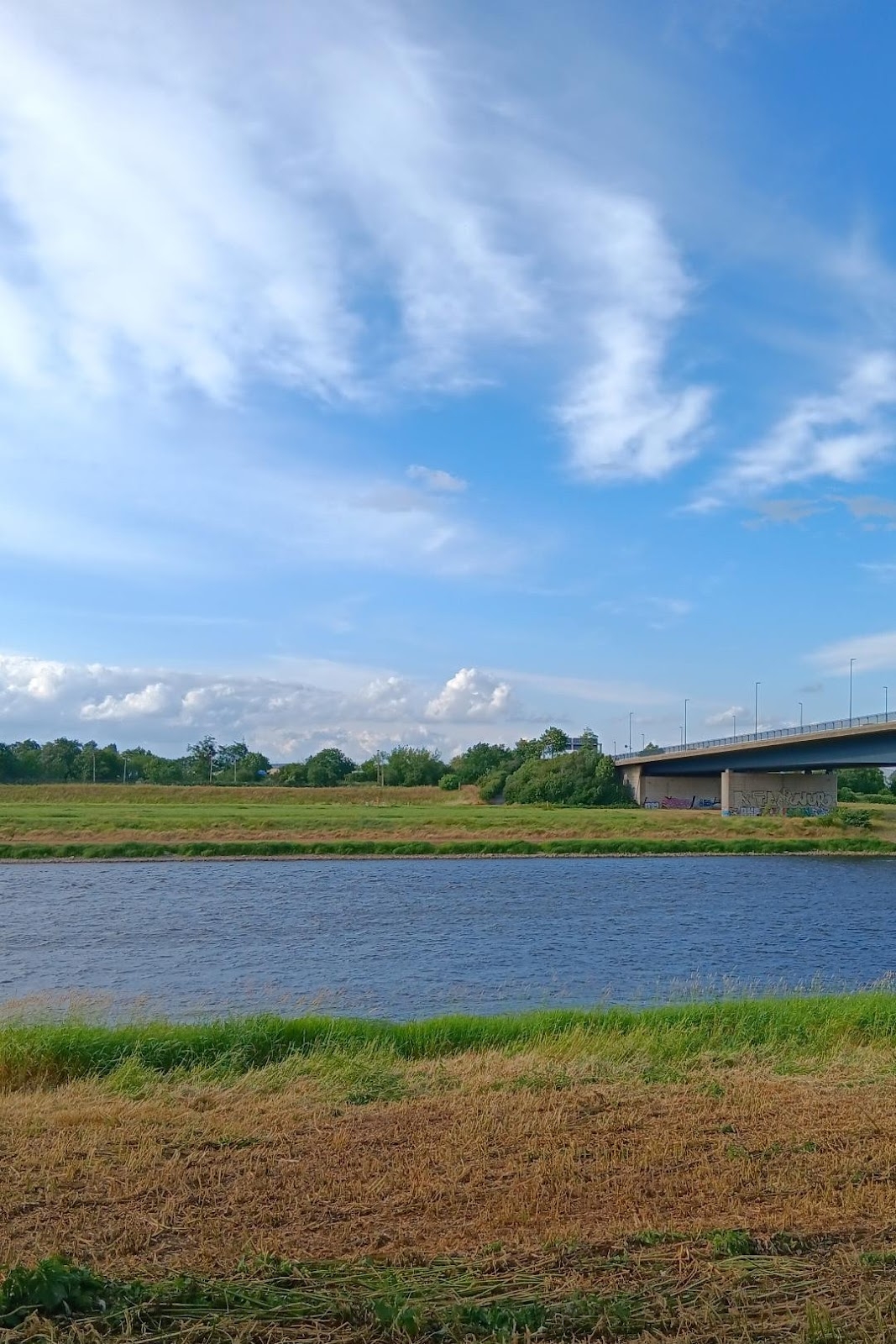 Bildgedicht: Elbeblick